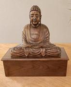 Hand snijwerk boeddha met kistje, Huis en Inrichting, Woonaccessoires | Boeddhabeelden, Ophalen of Verzenden, Zo goed als nieuw