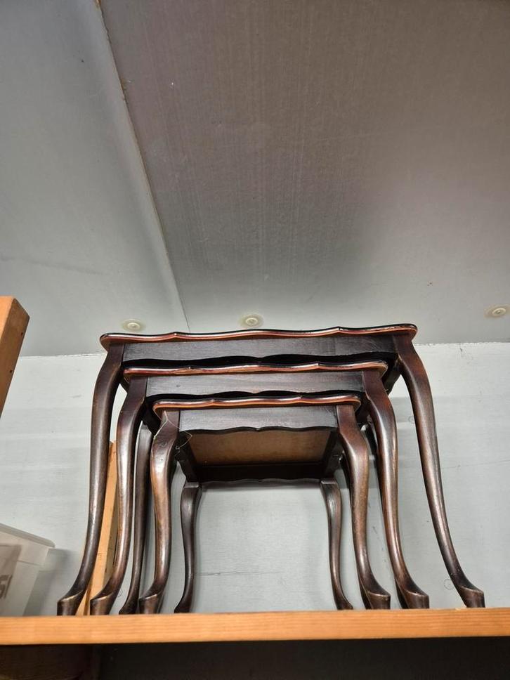 3 bijzettafeltjes, Huis en Inrichting, Tafels | Bijzettafels, Rond, 45 tot 60 cm, Minder dan 55 cm, Ophalen