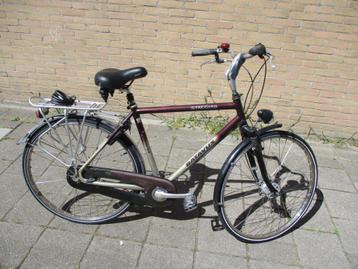 Batavus Lichtgewicht Herenfiets met Nieuwe Anti Lek Banden. beschikbaar voor biedingen