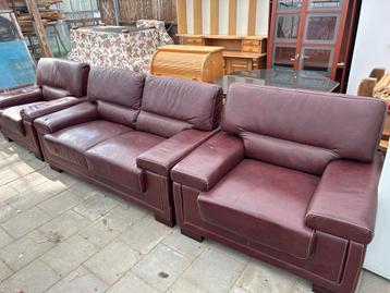 Bordeaux rood bankstel (2x 1-zits, 1x 2-zits) - Goed doel! beschikbaar voor biedingen