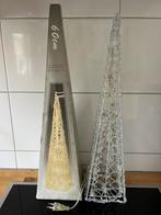 Verlichte piramide voor binnen, Ophalen of Verzenden, Zo goed als nieuw, 50 tot 75 cm