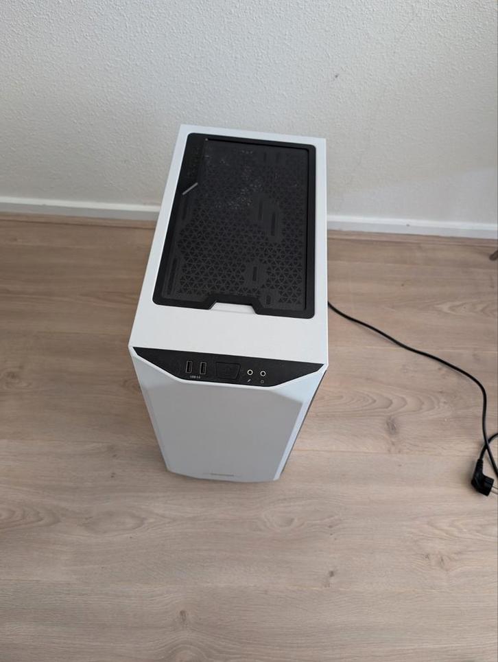 Be quiet Desktop PC, Computers en Software, Desktop Pc's, Zo goed als nieuw, 3 tot 4 Ghz, SSD, 32 GB, Met videokaart, Gaming, Ophalen of Verzenden