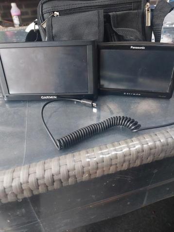 2x navigatie 1x garmin 1x Panasonic strada beschikbaar voor biedingen