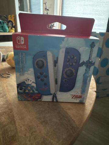 Nintendo Switch Joy-Con Skyward Sword Editie -Nieuw in doos! beschikbaar voor biedingen