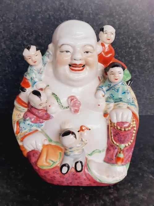 Boeddha Ho-Tei met kinderen / porcelein / Chinees, Antiek en Kunst, Kunst | Beelden en Houtsnijwerken, Ophalen of Verzenden