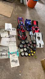 Rc bodys en handleiding tamiya kyosho serpent, Hobby en Vrije tijd, Modelbouw | Radiografisch | Auto's, Ophalen of Verzenden, Zo goed als nieuw