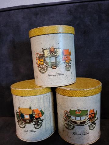vintage blikken met koets beschikbaar voor biedingen