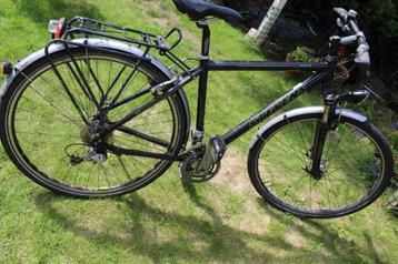 fiets STEVENS esprite trekking alles shimano 27 versn  mt 48 beschikbaar voor biedingen