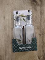 Nieuwe set glazen schenkflessen. Schenk fles, oliefles nieuw, Onb, Nieuw, Ophalen of Verzenden, Onb