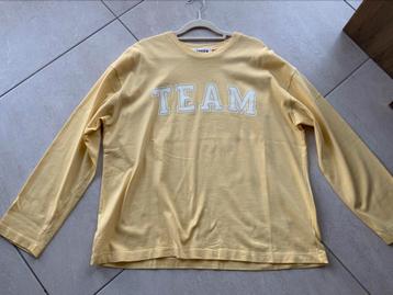 EDITED SWEATER zachtgeel beschikbaar voor biedingen