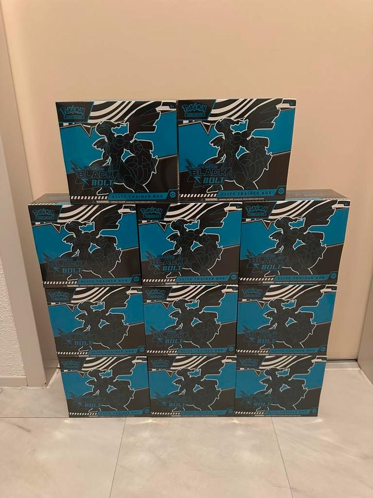 Pokémon Black Bolt Elite Trainer Box (ETB) – Nieuw & Geseald, Hobby en Vrije tijd, Verzamelkaartspellen | Pokémon, Nieuw, Boosterbox