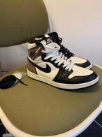 Jordan 1 mocha’s, Kleding | Heren, Schoenen, Verzenden, Zwart, Jordan, Sneakers of Gympen