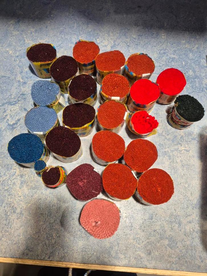 Smyrna Wol - Diverse Kleuren, Hobby en Vrije tijd, Stoffen en Lappen, Nieuw, Wol, Minder dan 30 cm, Minder dan 30 cm, Overige kleuren