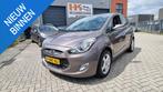 Hyundai ix20 1.6i i-Catcher Pano, Leder, Navi, Bluetooth,, Euro 5, 1591 cc, 4 cilinders, Bruin