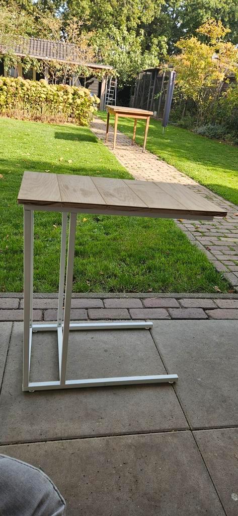 Handig bijzettafeltje voor laptop of boek, Huis en Inrichting, Tafels | Bijzettafels, Gebruikt, Rechthoekig, Minder dan 45 cm