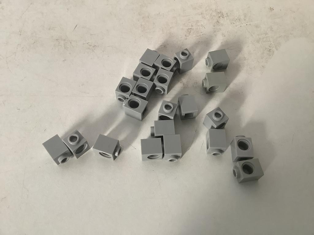 Lego technic steen 1x1 met gat licht grijs, Kinderen en Baby's, Speelgoed | Duplo en Lego, Ophalen of Verzenden, Gebruikt, Losse stenen