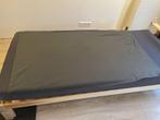 2 Grey Comforters, Ophalen, Overige maten, Grijs, Deken of Dekbed