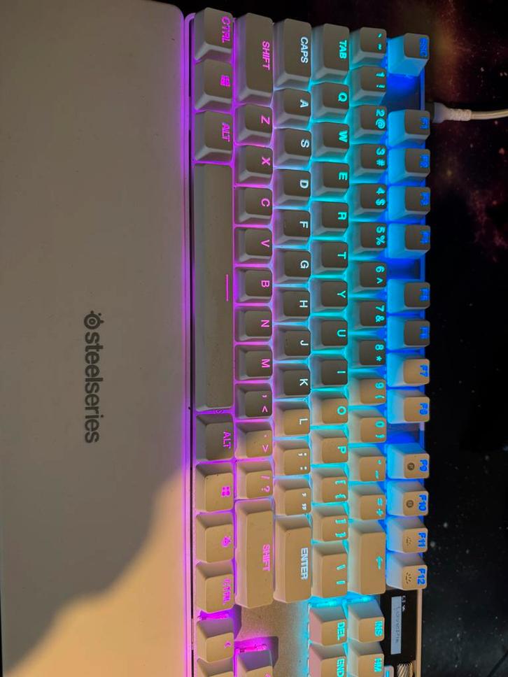 SteelSeries Apex Pro TKL Gen 3 - Wit, Computers en Software, Toetsenborden, Zo goed als nieuw, Qwerty, Bedraad, Gaming toetsenbord