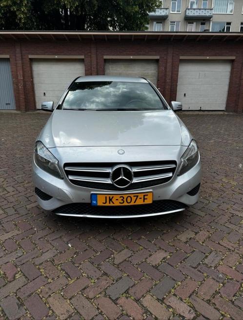 Mercedes-Benz A-Klasse A180 1.6 Blue Efficiency 2013 Grijs, Auto's, Mercedes-Benz, Particulier, A-Klasse, Benzine, B, Hatchback