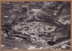 Hulst oude luchtfoto op karton omstreeks 1960 vestingstad, Verzamelen, Foto's en Prenten, Gebruikt, Foto, Voor 1940, Verzenden