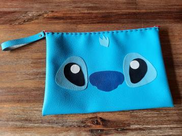 Etui van Stitch beschikbaar voor biedingen