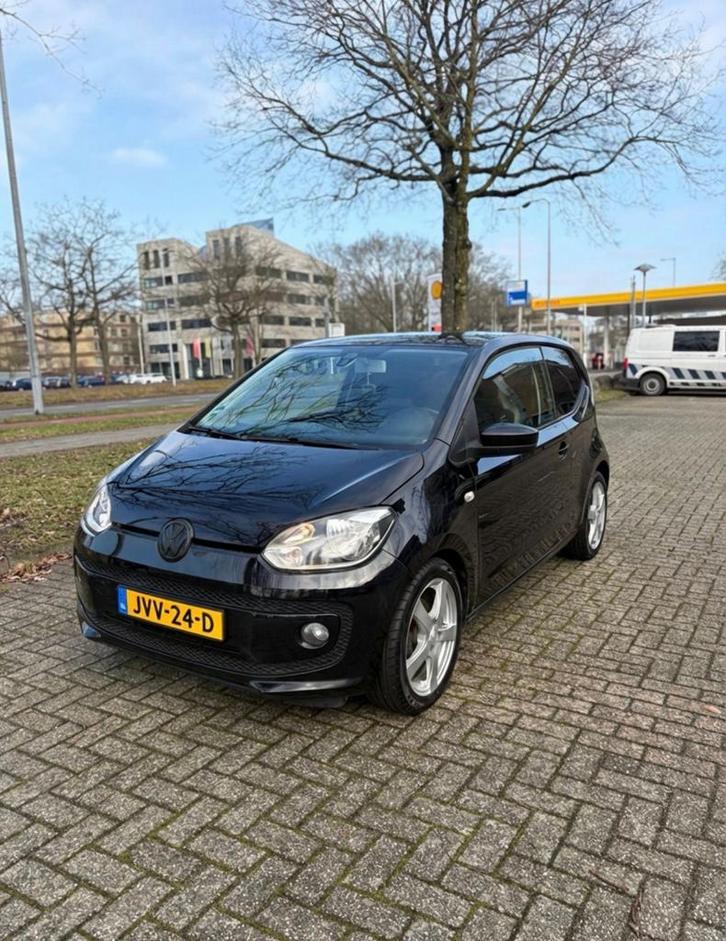 Volkswagen up! 1.0 55KW AUT 2012 Zwart, Auto's, Volkswagen, Particulier, up!, Bluetooth, Cruise Control, Elektrische ramen, Lichtmetalen velgen