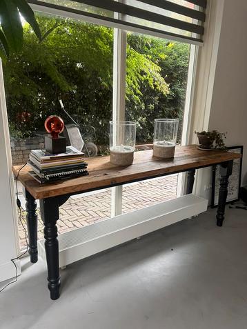Eiken houten Tafel/Sidetable beschikbaar voor biedingen