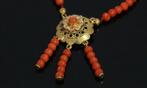 Bloedkoraal ketting vintage 14k gouden slot hanger fraai, Verzenden, Goud, Ketting, Met edelsteen
