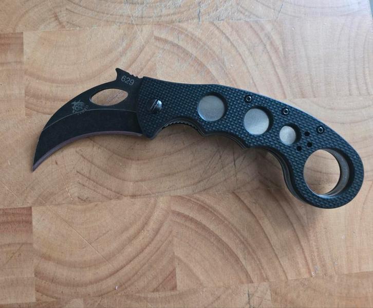 The One D2 folding karambit, Caravans en Kamperen, Kampeergereedschap, Zo goed als nieuw, Verzenden