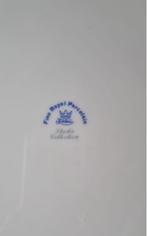 Fine royal porcelain, Huis en Inrichting, Keuken | Servies, Ophalen, Zo goed als nieuw, Overige stijlen, Porselein
