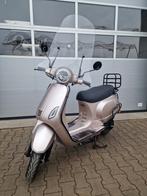 Senzo Riva Luxe 2021 – Champagne Rosé – Full Option, Fietsen en Brommers, Scooters | Overige merken, Ophalen, Senzo Rivalux, Maximaal 45 km/u