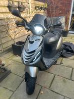 Piaggio zip brom full option, Fietsen en Brommers, Scooters | Piaggio, Ophalen, Zo goed als nieuw, Benzine, Zip