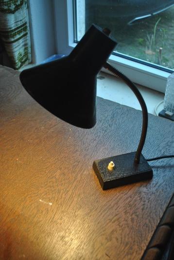 Bureaulamp, vintage, metaal, zwart beschikbaar voor biedingen