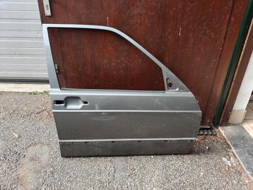 Mercedes w201 190 deur rechts voor beschikbaar voor biedingen