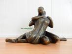 064* Bronzen liefdes paar (boven €75 geen verzendkosten), Tuin en Terras, Tuinbeelden, Ophalen of Verzenden, Nieuw, Overige materialen