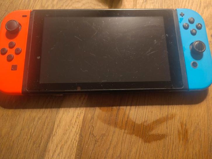 Nintendo Switch + Nieuwe Controllers, Spelcomputers en Games, Games | Nintendo Switch, 3 spelers of meer, Vanaf 3 jaar, Ophalen of Verzenden