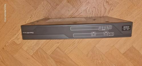 Cisco 887VA – Professionele Router voor Thuis of Kantoor!, Computers en Software, Routers en Modems, Zo goed als nieuw, Router met modem