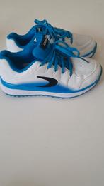 Dita Voetbalschoenen Maat 30 kinderschoenen, Ophalen, Zo goed als nieuw