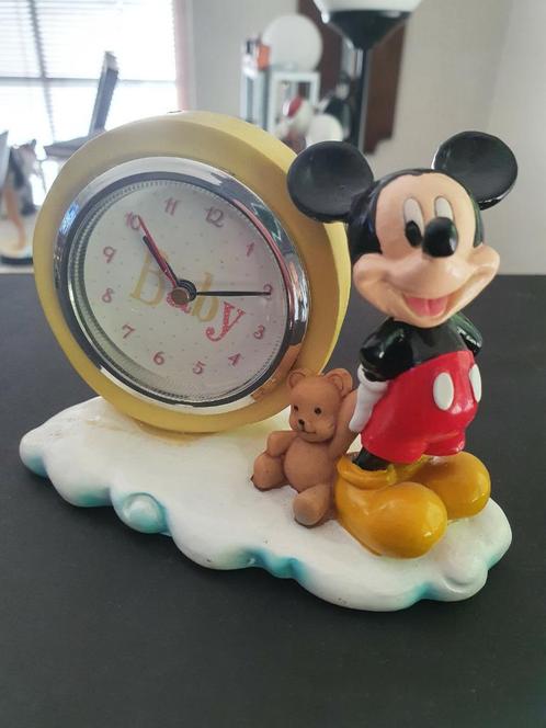 Walt Disney Mickey Mouse Klok Beeld in Doos, Verzamelen, Disney, Zo goed als nieuw, Beeldje of Figuurtje, Mickey Mouse, Ophalen