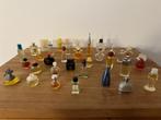 35 miniatuur parfumflesjes, Verzamelen, Overige Verzamelen, Gebruikt, Ophalen of Verzenden