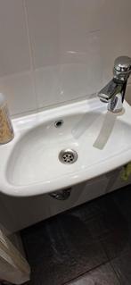 Witte Wastafel - Compact en Stijlvol, Ophalen of Verzenden, Gebruikt, Wastafel