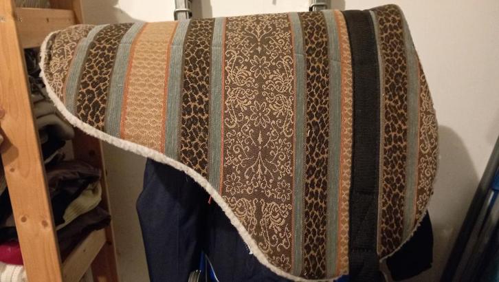 Opruiming zadelkast: laatste items!, Dieren en Toebehoren, Paarden en Pony's | Hoofdstellen en Tuigage, Zo goed als nieuw, Overige soorten