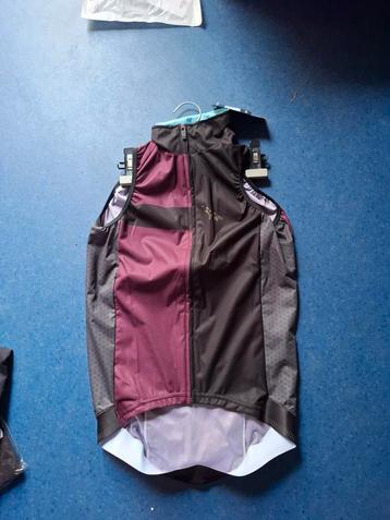 La vos windstopper nieuw maat xs dames  beschikbaar voor biedingen