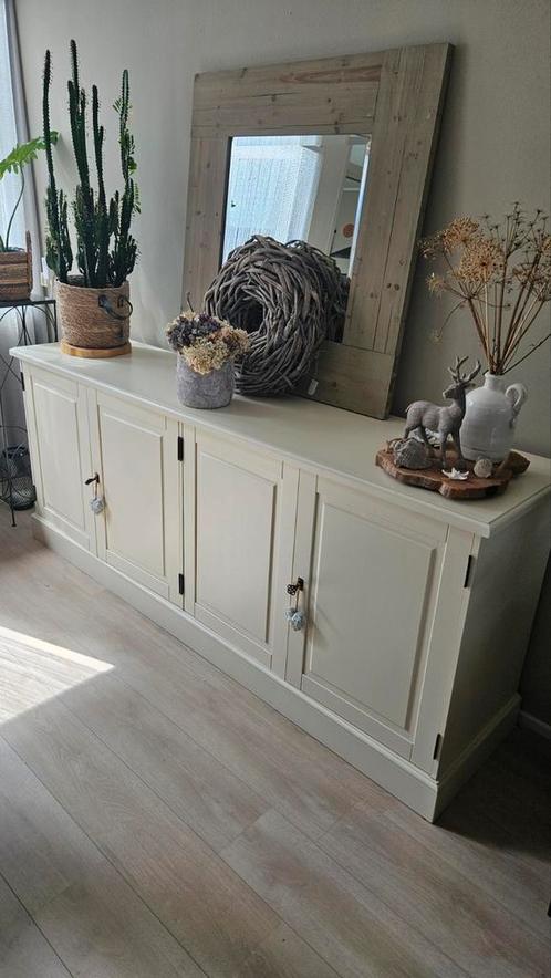 Dressoirkast wit landelijke Stijl, Huis en Inrichting, Kasten | Dressoirs, Zo goed als nieuw, 150 tot 200 cm, 25 tot 50 cm, Met deur(en)