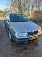 Skoda Octavia 1.6 Combi 2008 Beige LAGE KMSTAND!, Auto's, Skoda, Voorwielaandrijving, Zwart, 4 cilinders, Beige
