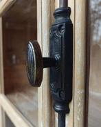 Hoge franse vitrinekast | Whitewash buffetkast #2516, Huis en Inrichting, Kasten | Vitrinekasten, Niet ingevuld, 100 tot 150 cm