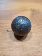 Kanonskogel gietijzer 2 ponder 60mm, 875 gram, Ophalen of Verzenden, Landmacht, Nederland, Overige typen
