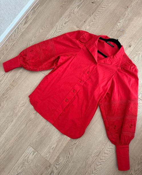 Rode blouse met borduursel Expresso Shoeby Lonneke nooteboom, Kleding | Dames, Blouses en Tunieken, Zo goed als nieuw, Maat 36 (S)
