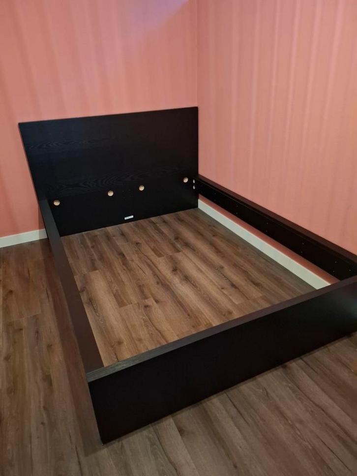 Nieuw Ikea Malm bed 160x210, Huis en Inrichting, Slaapkamer | Bedden, Nieuw, Tweepersoons, 160 cm, 220 cm, Hout, Zwart, Ophalen of Verzenden