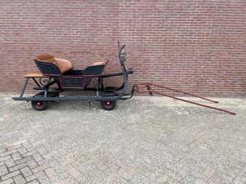Nostalgische Arreslee met bijpassend onderstel. beschikbaar voor biedingen